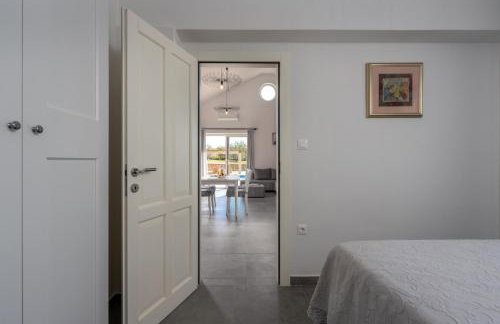 Villa Oliveto with pool - Photo 27