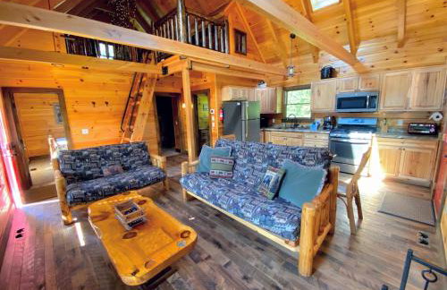 BC Log cabin with private beach river fire pit AC wifi onsite trails ski slope views - Foto 67