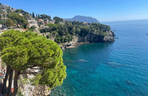 La Casa di Samantha a Villa Regina a picco sul mare con piscina - Photo 1