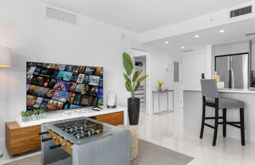 Luxury Condo with Rooftop Pool - 5-Min to Beach - Foto 41