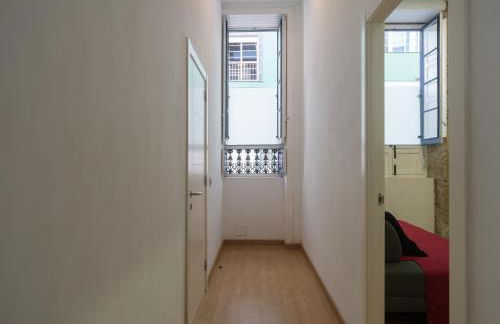 Celia House - Photo 6