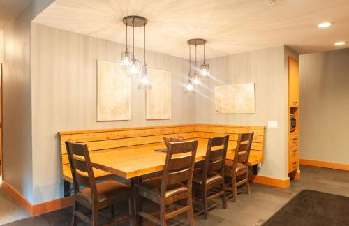 The Suites on Main - Foto 33