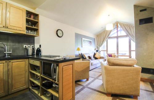 Exceptional 3 bed Penthouse with fireplace and stunning views - Foto 73