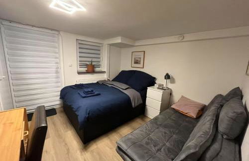 Souterrain-Apartment - Foto 2