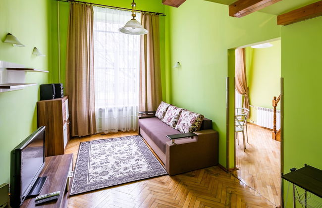 Duplex apartment on Svobody Avenue - Photo 3