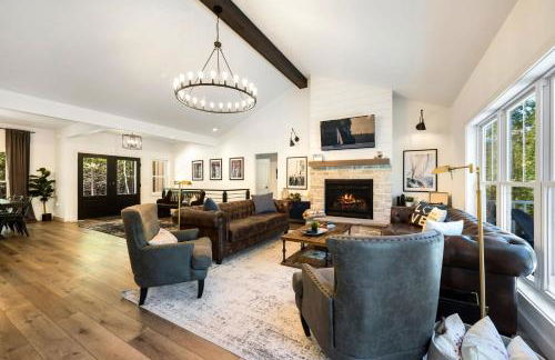 Luxury Retreat with Hot Tub The Ephraim House - Foto 1