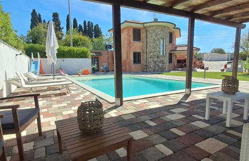 Villa Ginevra - Photo 2