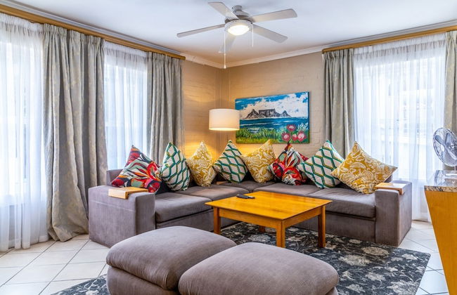 First Group Hastings Hall - Foto 21