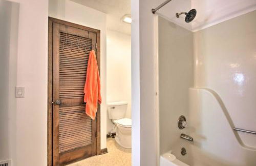 Lush Gilbert House with Outdoor Oasis on Lake Murray - Foto 19