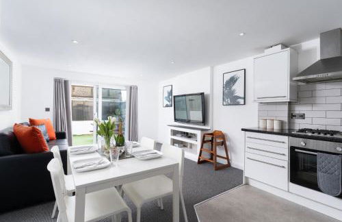 Modern Garden Apartment in a Large Victorian house - Foto 14