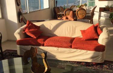 Extraordinary Seafront Apartment - Photo 2