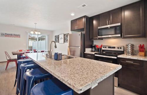 1mile to ArenaGonzagaetc WD, off st parking - Foto 3