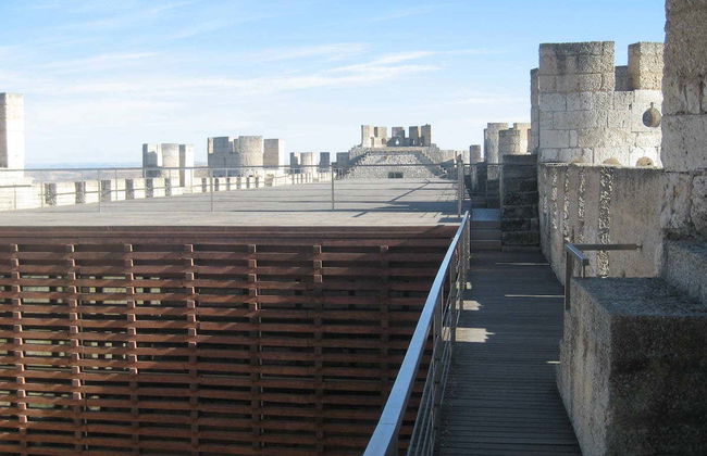 Visita guiada por el castillo de Peñafiel + Museo del Vino - Foto 3