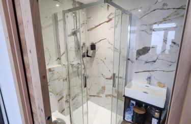 Zalona Altitude Appartement T3 - Emplacement exceptionnel - entrée indépendante - entièrement rénové - Foto 23