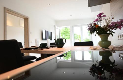 Modernes Ferienhäuschen am Zeulenrodaer Meer mit Terrasse, Klimaanlage, 1 SZ, max 3 Gäste - Photo 18