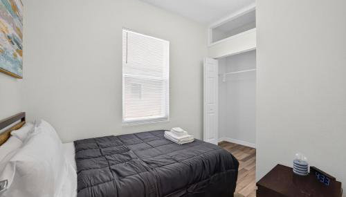 Stylish Home- Mins to St Josephs Hospital & DT - Foto 5