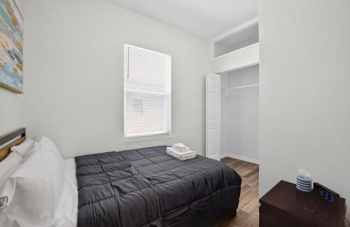 Stylish Home- Mins to St Josephs Hospital & DT - Foto 5