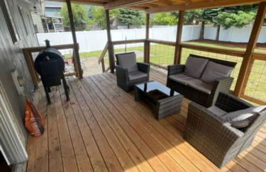 Photo Op with Sasquatch 2 min to walk Silver Mtn - Foto 39