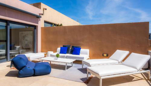 Tolles, neu möbliertes Penhouse mit großem Pool - Foto 2