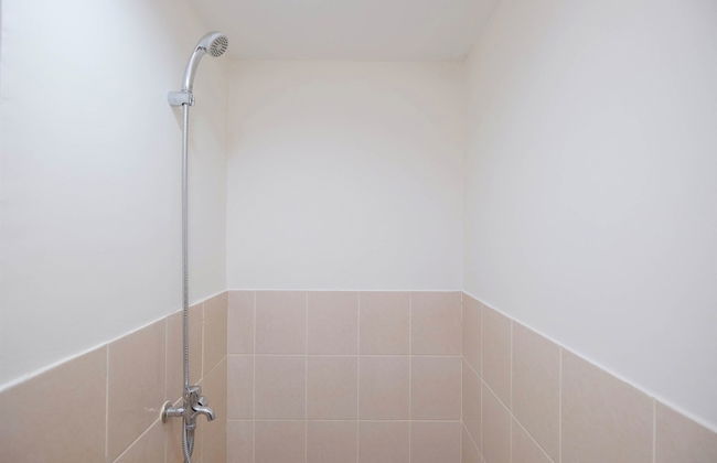 Comfort and Stylish 2BR at Podomoro Golf View Apartment - Photo 13