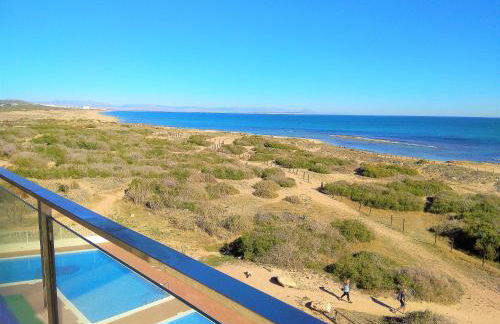 Luxury and Modern Beach Apartment with Sea Views - Foto 1