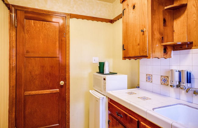 The Kern Lodge - Photo 43