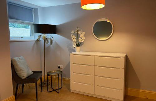 West Midlands-2 Double Bed Room Apartment - Photo 27