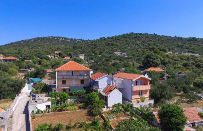 Cozy Apartments With Private Balcony Vinisce - Foto 26