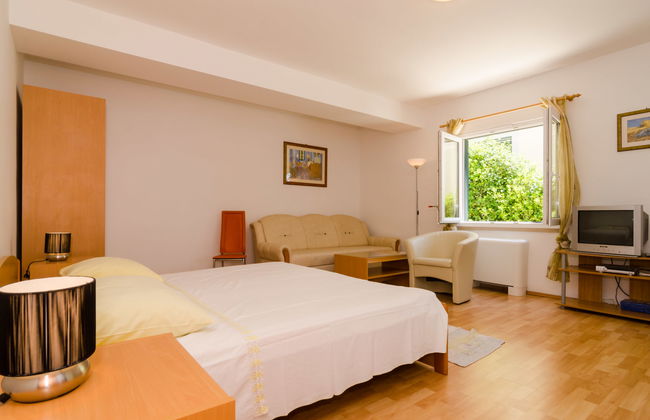 Plavac Mali - Photo 9