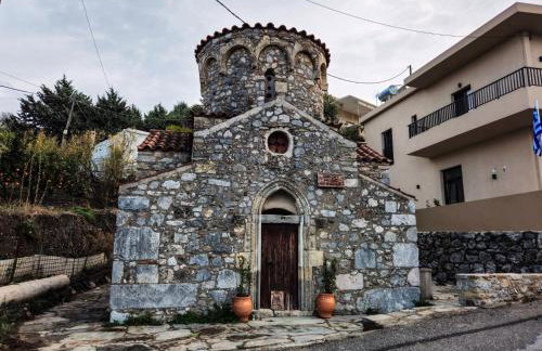 Princess of Axos Luxury Suites - Photo 44