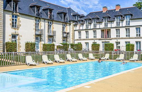 Apartment Château De Kergonano-10 by Interhome - Foto 31