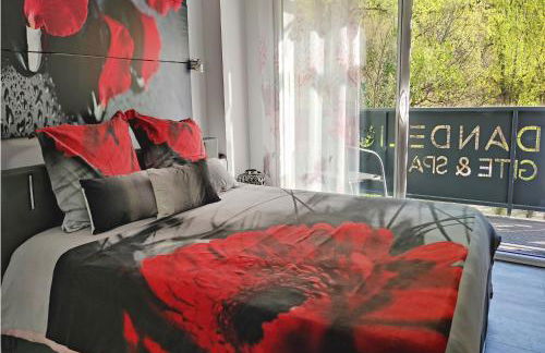 DANDELION GITE SPA Gorges du Tarn piscine jacuzzi rivière vue exceptionnelle villa nature design - Photo 13