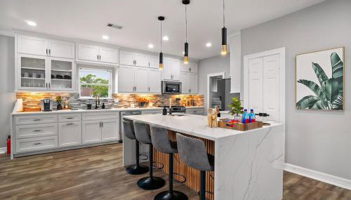 Waterfront Home with Views - Hot Tub & Movie Theatre - Foto 5