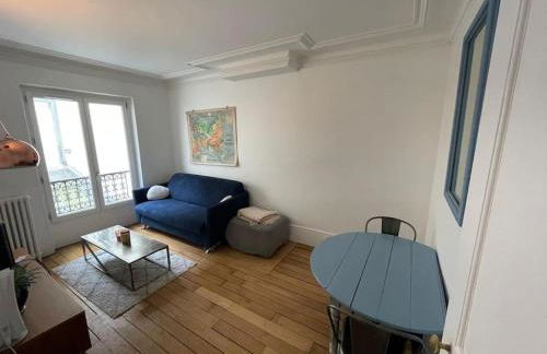 Charming and bright flat in a very convenient area - Foto 10