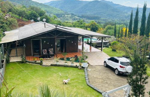 Chalé cipreste 4 Quartos - Foto 1