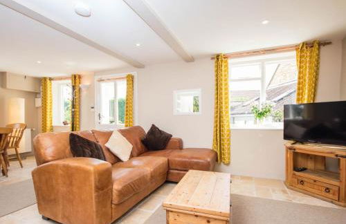 2 Bed in Bridport oc-dc110 - Photo 3