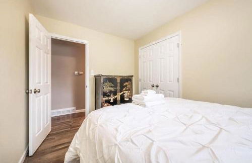 Flagstone Hall! Family Home w Scenic Views - Foto 14