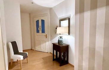 Dachgeschosswohnung mit 2 Schlafzimmern Zentrum Nord mit Aufzug - Foto 8