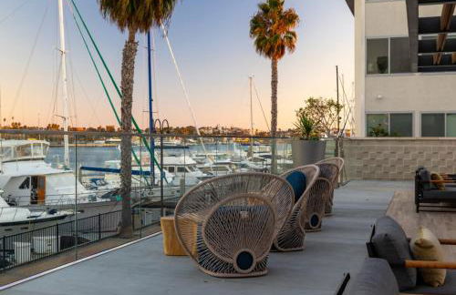 Drift & Dream - Opulent 1BR Marina Escape - Foto 11