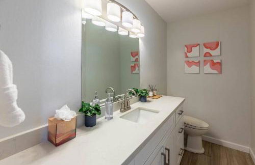 Desert Oasis With Pool Mini Golf King Bed RV Parking - Foto 33