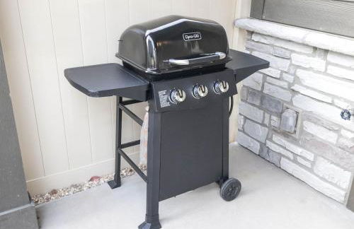 NEW! Boise BaseCamp -Fire Pit -E-Bikes -Greenbelt - Foto 54