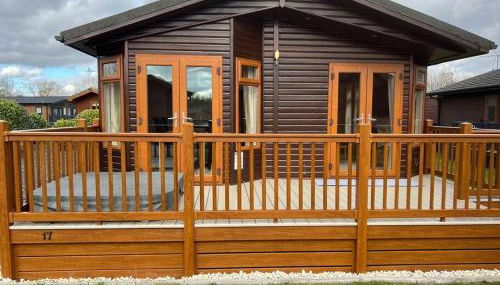 Mandarin Lodge with Hot Tub - Foto 2