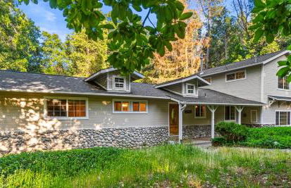 Spacious Cozy and Renovated Mountain Retreat - Foto 45