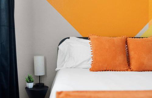 Serene Family Retreat King Beds Pool Hot Tub and Games - Photo 30