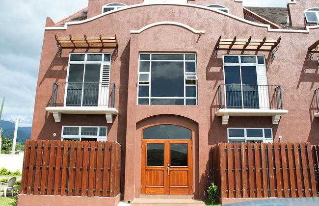 Eclipse Suite Guest Apartments - Foto 1