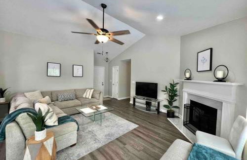 At Home by Mall of GA! - Foto 3