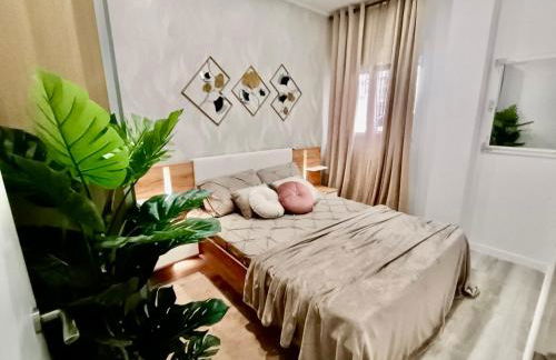 BOUTIQUE LUXURY City Center - Photo 10