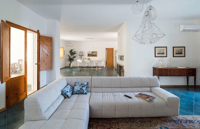 Villa in Trapani With Private Pool & Near Sea - Foto 19