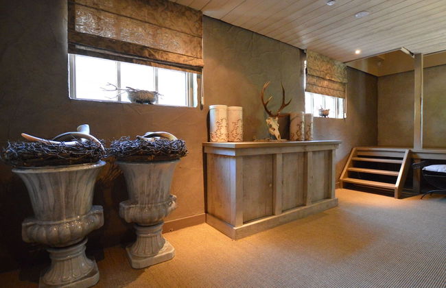 Grand Holiday Home in Alphen with Sauna & Hot Tub - Foto 26