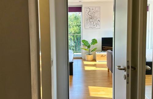 Quiet Garden-View Studio Apartment - Foto 19